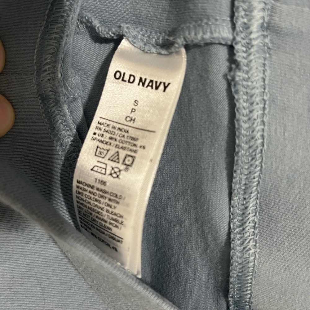 Old Navy light blue cropped leggings size S - like new - Picture 2 of 3
